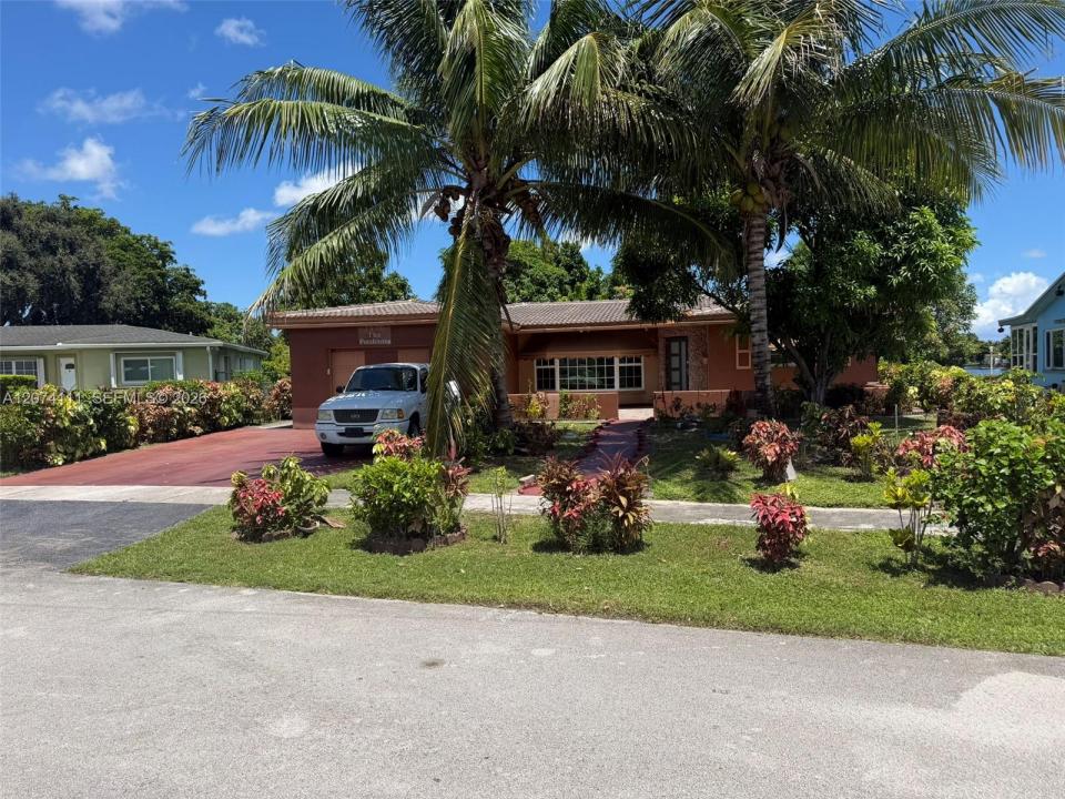 3970 NW 50th Ave, Lauderdale Lakes, Florida 33319, USA