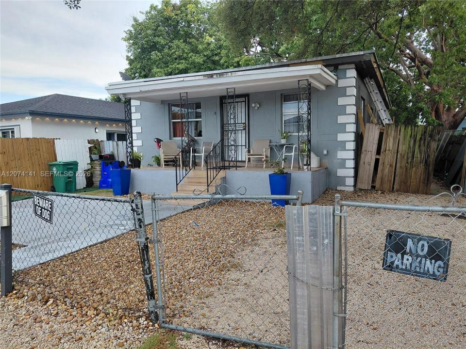 1530 NW 68th Ter, Miami, Floride 33147, États-Unis