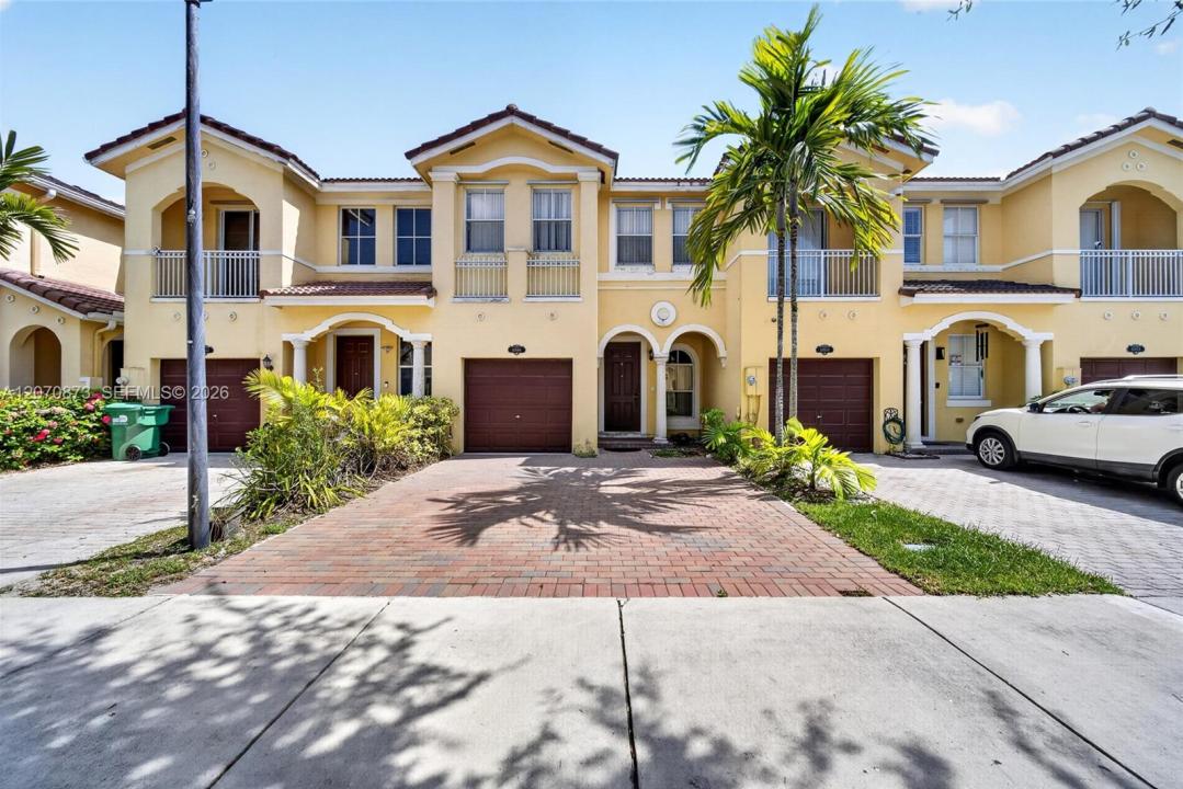 14946 SW 9th Way, Miami, Floryda 33194, USA