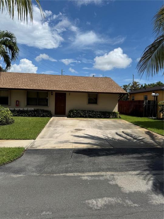 278 SW 7th St 1, Dania Beach, Florida 33004, Stati Uniti