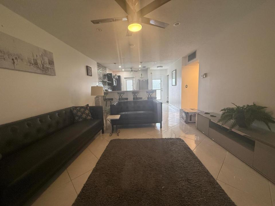 3406 NW 49TH Avenue 515, Lauderdale Lakes, Florida 33319, Stati Uniti