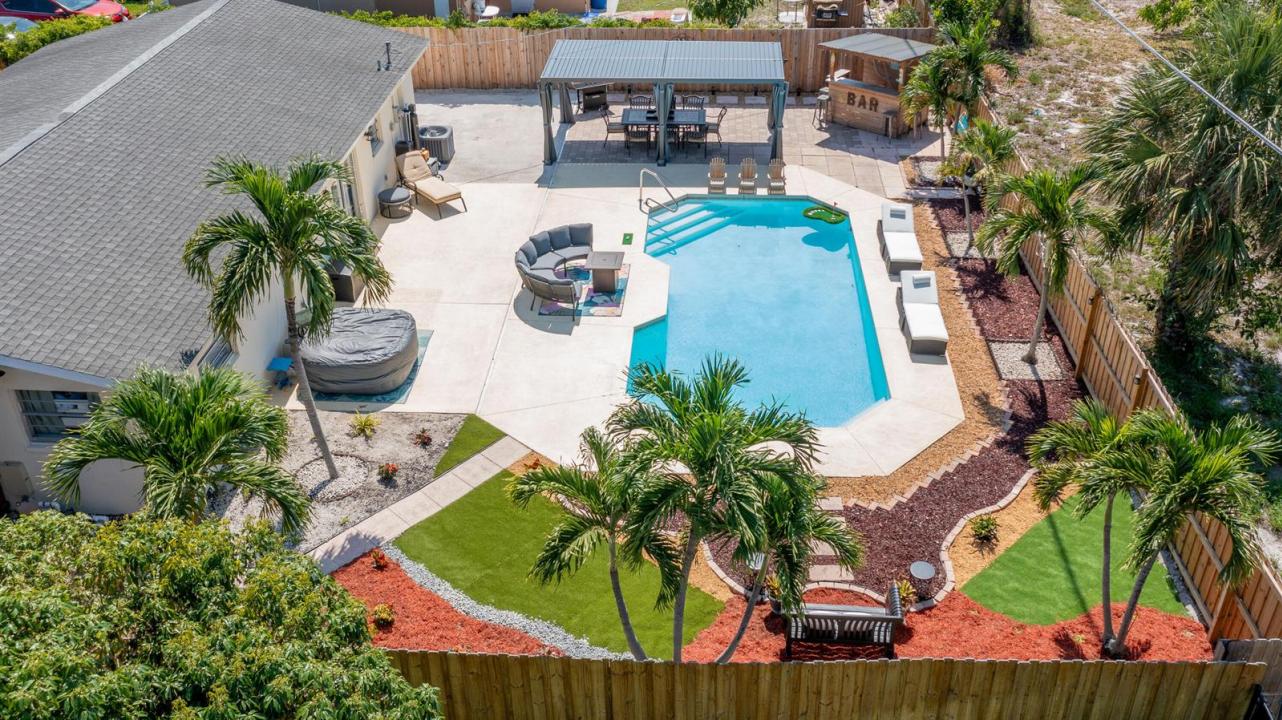 1416 W HARDEE Street, Lantana, Florida 33462, USA