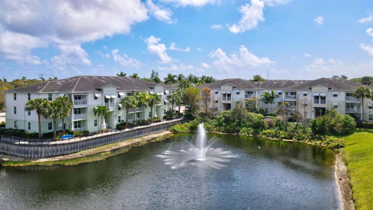 3607 High Ridge Road 207, Boynton Beach, Floride 33426, États-Unis