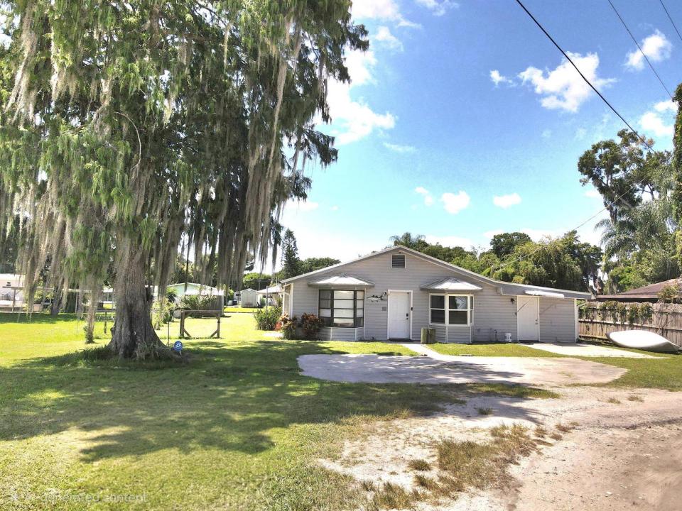 2922 SE 28TH Street, Okeechobee, Floride 34974, États-Unis