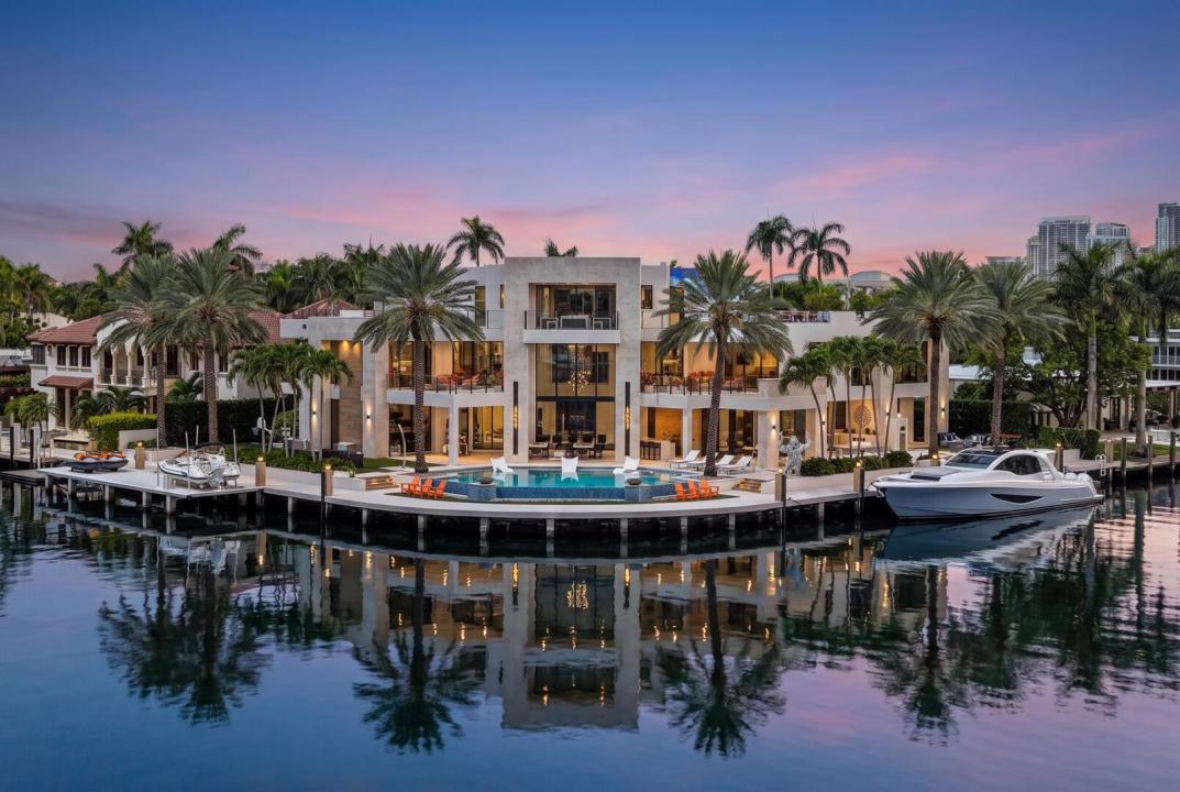 200 Fiesta Way, Fort Lauderdale, Florida 33301, HOA KỲ