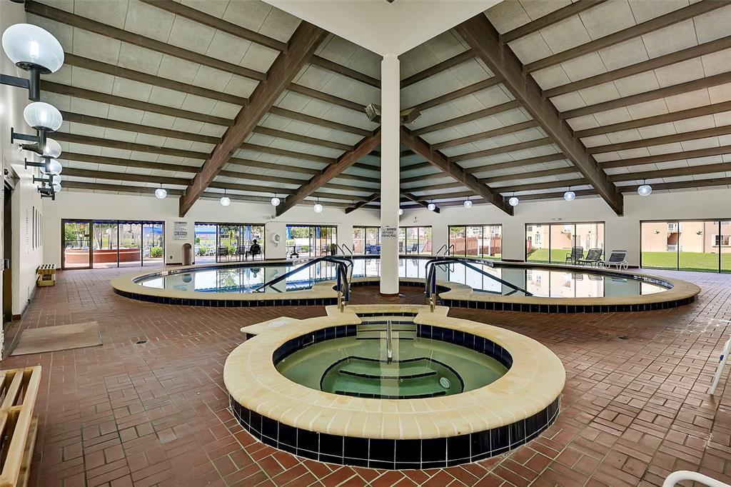 9801 Sunrise Lakes Boulevard 208, Sunrise, Floride 33322, États-Unis