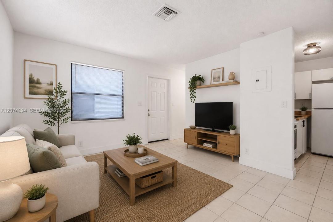 1020 NW 6th Ave 2, Fort Lauderdale, Florida 33311, Stati Uniti