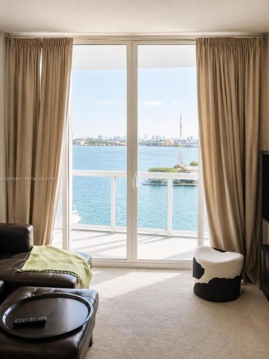7910 Harbor Island Dr 904, North Bay Village, פלורידה 33141, ארצות הברית של אמריקה