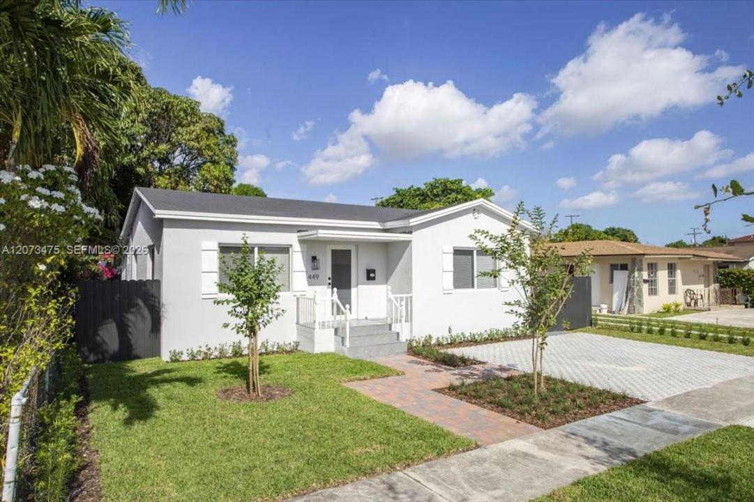 449 E 10th St, Hialeah, Floride 33010, États-Unis