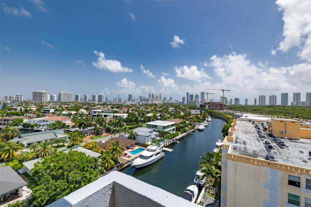 2903 N Miami Beach Blvd 1003, North Miami Beach, Florida 33160, USA