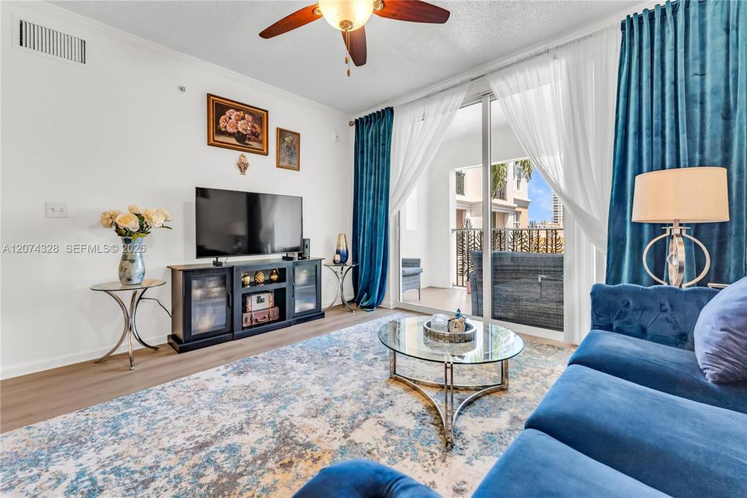 17145 N Bay Rd 4501, Sunny Isles Beach, Florida 33160, Stati Uniti