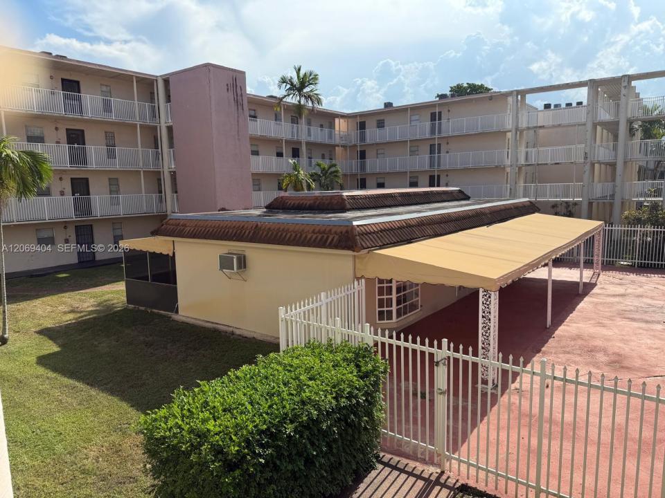 2800 NW 56th Ave E206, Lauderhill, Florida 33313, Stati Uniti