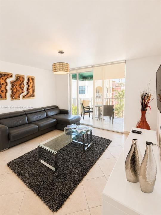 19701 E Country Club Dr 5605, Aventura, 佛罗里达州 33180, 美国