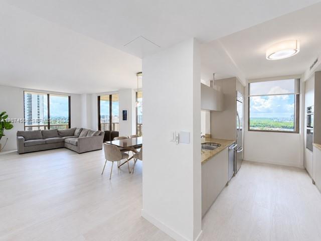 16275 Collins Ave 1804, Sunny Isles Beach, Floride 33160, États-Unis