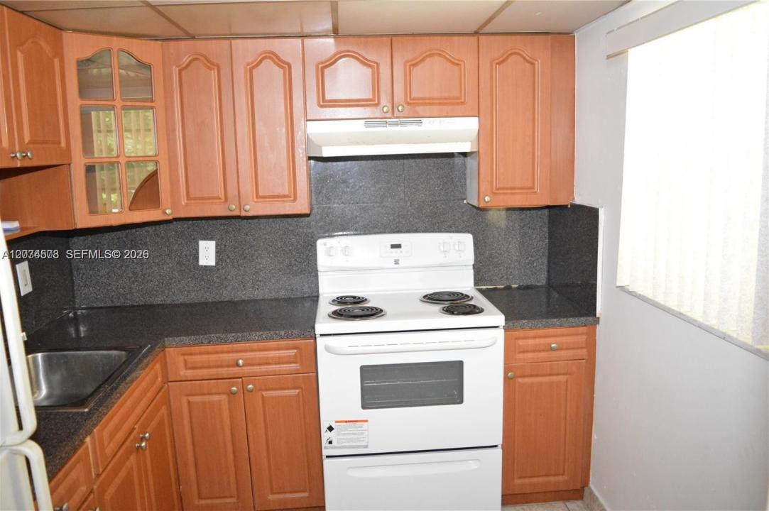 15600 NW 7th Ave 216, Miami, Floride 33169, États-Unis