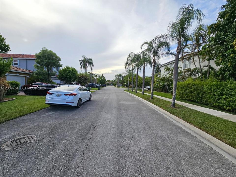 387 NW 107th Ave, Pembroke Pines, Floride 33026, États-Unis