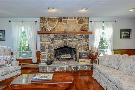 132 Sheffield Hill Road, Exeter, Rhode Island 02882, USA