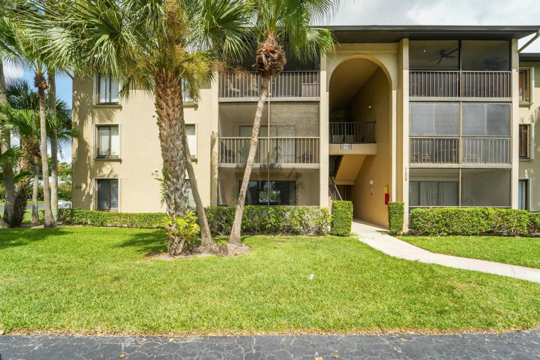 728 Sunny Pine Way A1, Floride 33415, États-Unis