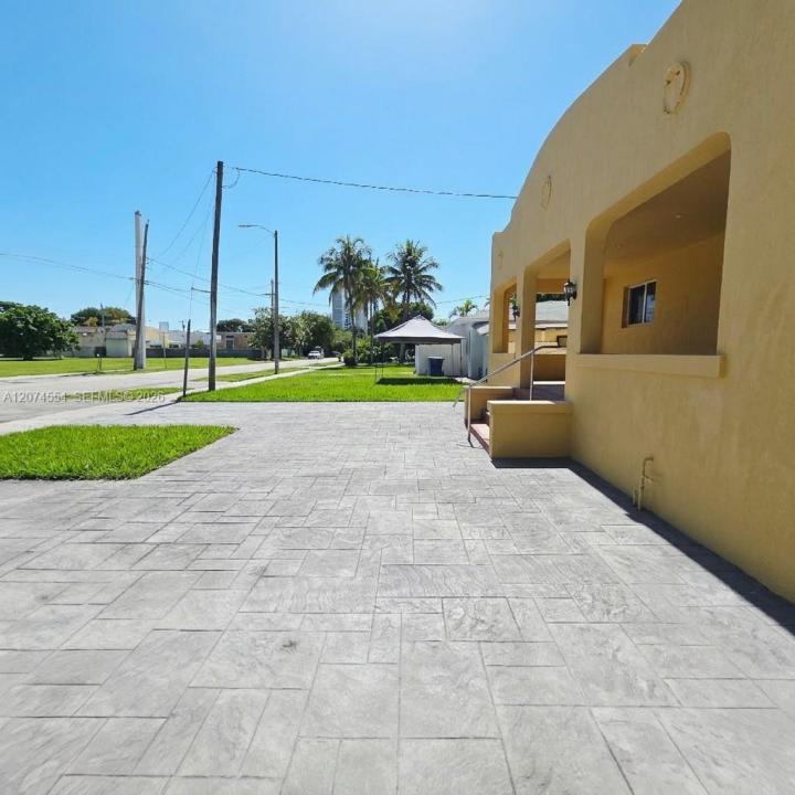 1934 NW 35th St, Miami, Florida 33142, Stati Uniti