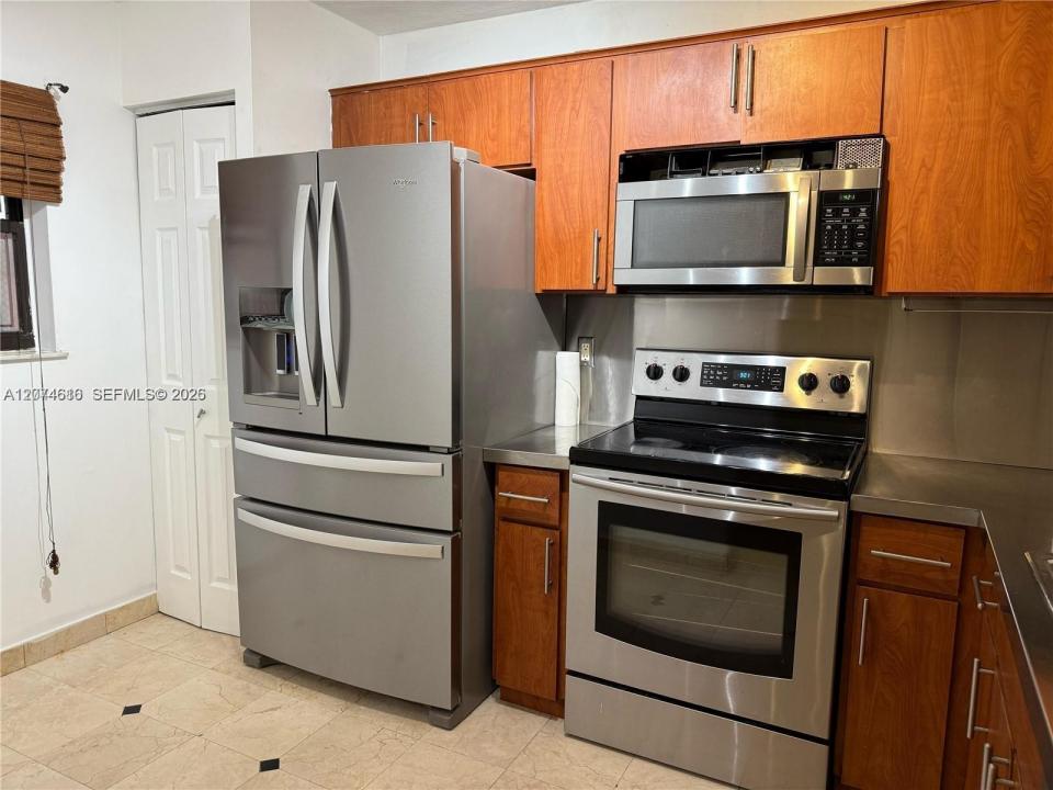 20800 NE 8th Ct 206-17, Miami, Flórida 33179, Estados Unidos