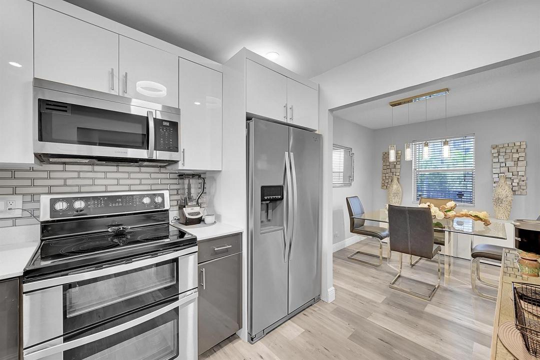 777 S FEDERAL Highway C302, Pompano Beach, Florida 33062, Stati Uniti