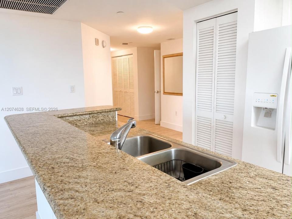 19501 W Country Club Dr 408, Aventura, Floride 33180, États-Unis