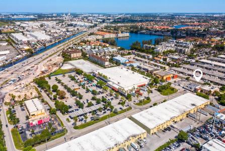 8015 NW 98th Street, Hialeah Gardens, Floride 33016, États-Unis