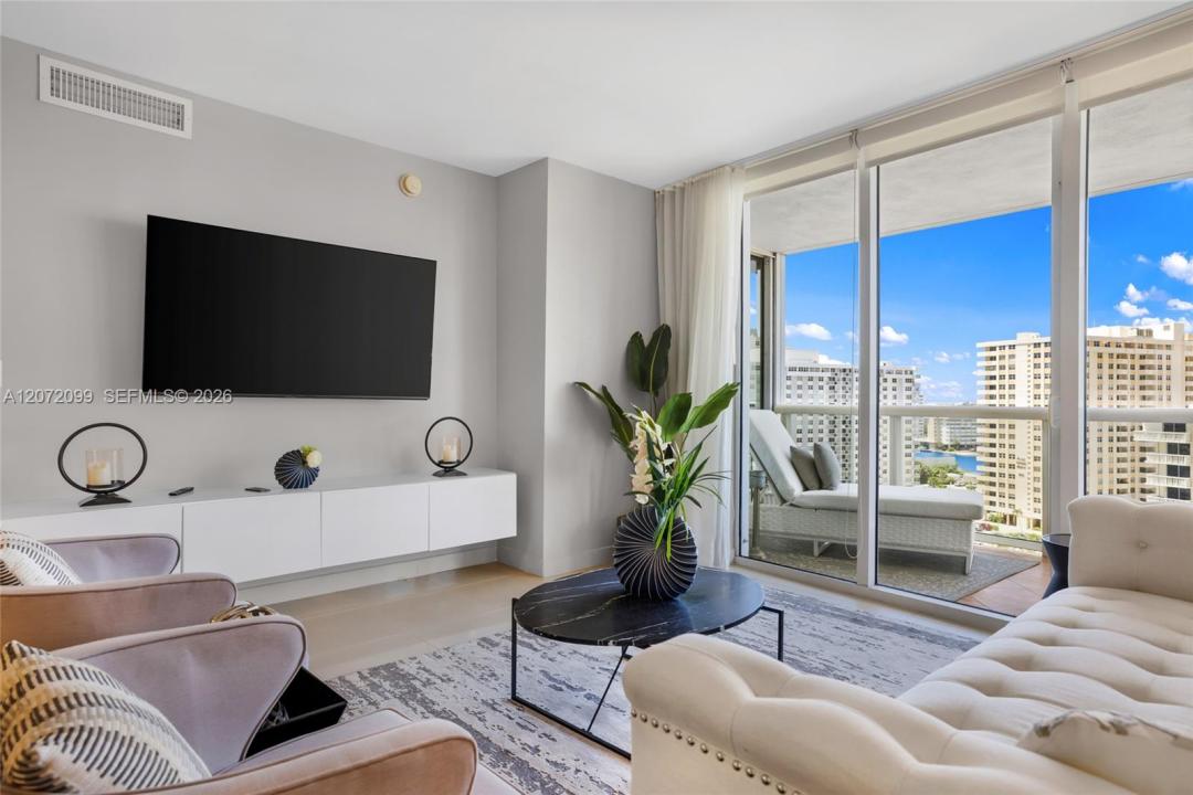1800 S Ocean Dr 1108, Hallandale Beach, Floride 33009, États-Unis
