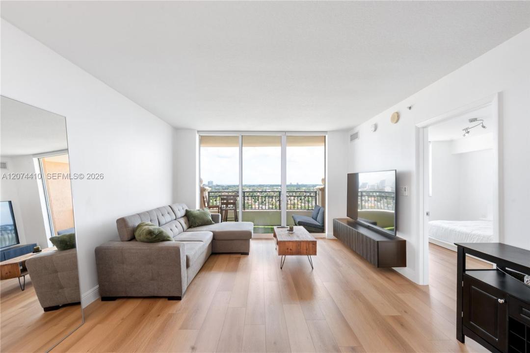 3232 Coral Way 1507, Miami, Floride 33145, États-Unis