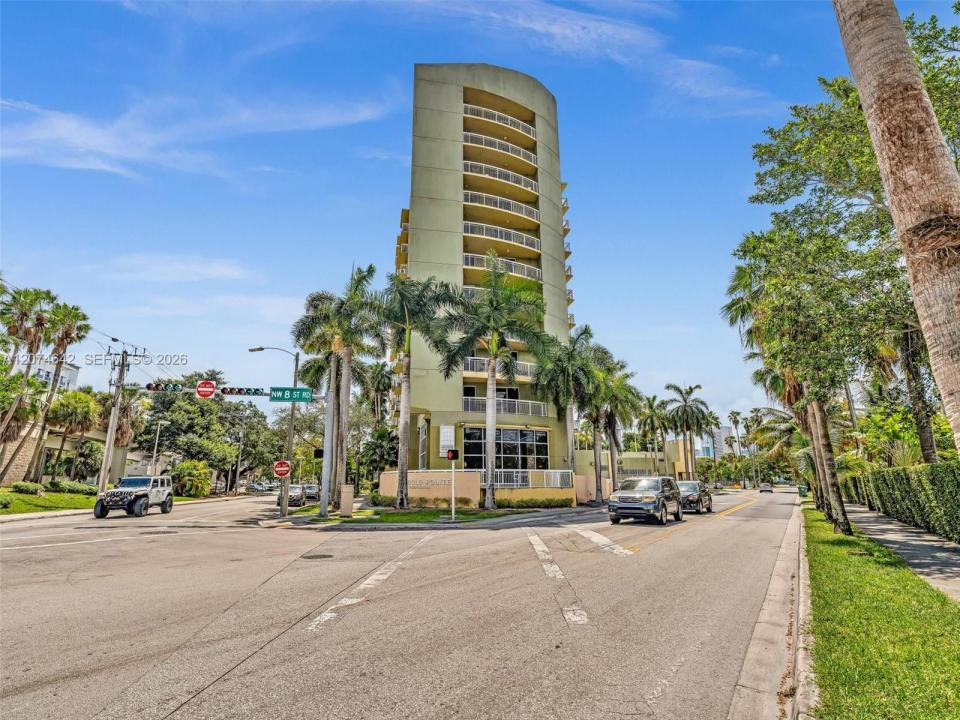 816 NW 11th St 1208, Miami, Floride 33136, États-Unis