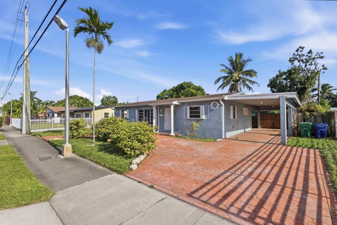 980 NW 183RD Street, Miami Gardens, Floride 33169, États-Unis