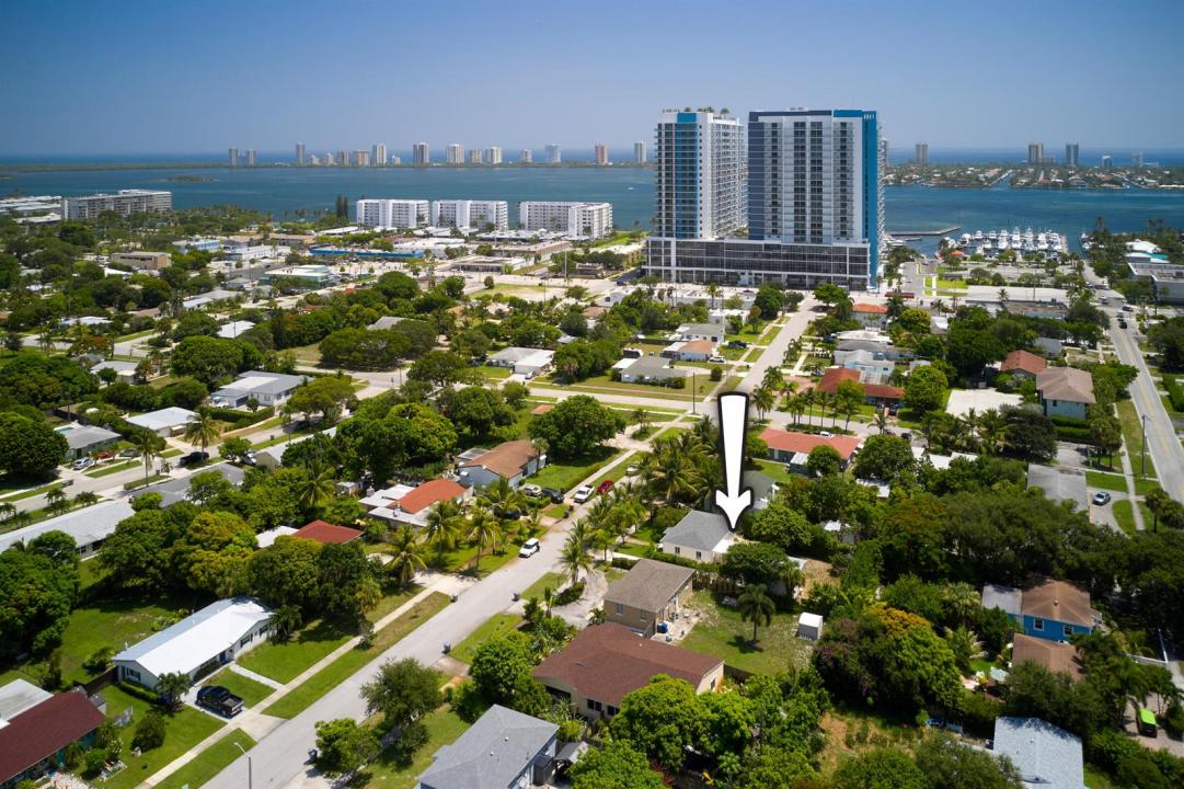 222 Bayberry Drive, Lake Park, Floride 33403, États-Unis