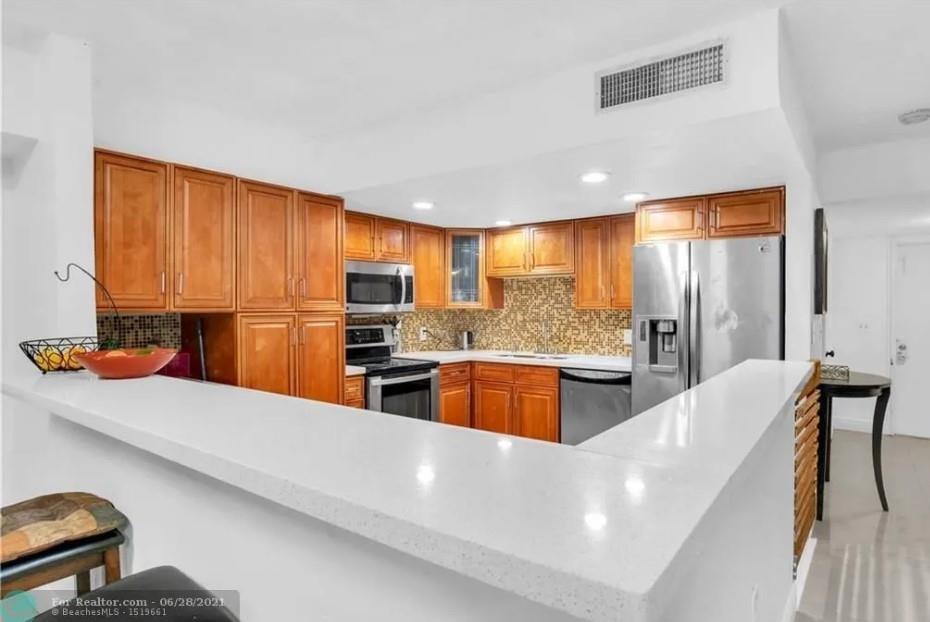 2760 NW 47TH Lane 2805, Lauderdale Lakes, Florida 33313, USA