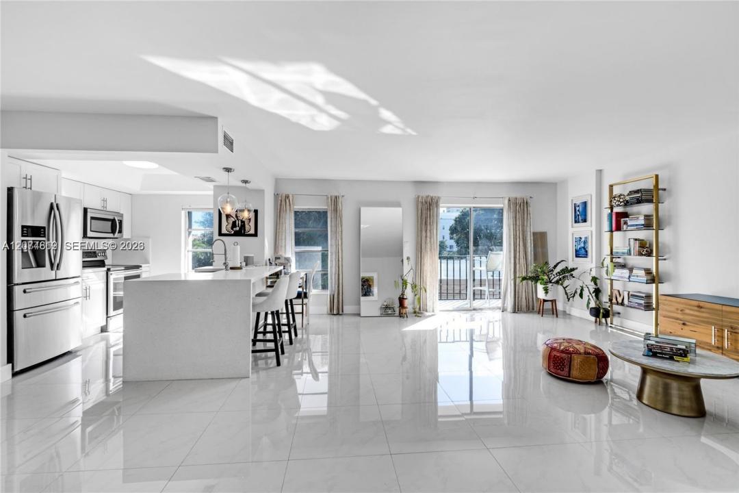 110 Salamanca Ave 403, Coral Gables, Floride 33134, États-Unis