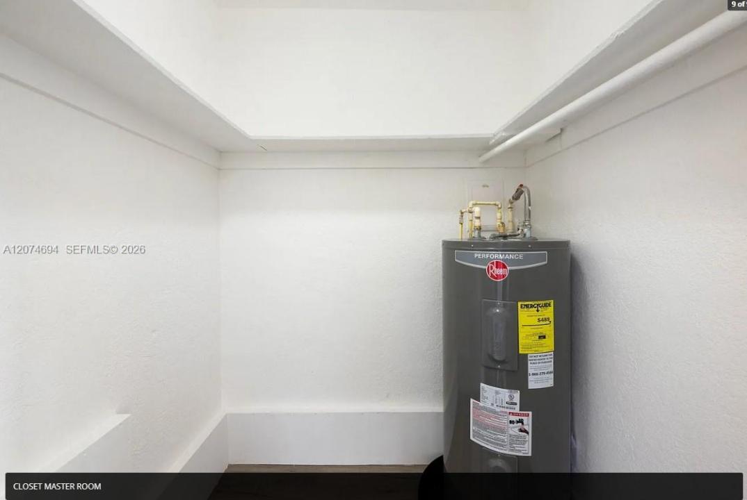 1811 NW 19th Ter 8, Miami, Floryda 33125, USA