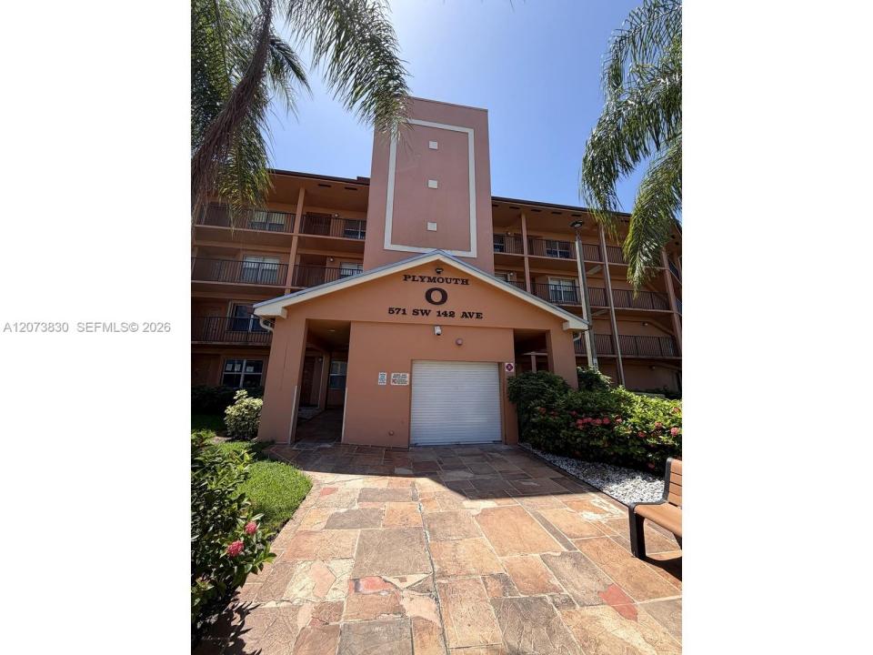 571 SW 142nd Ave 407O, Pembroke Pines, Floride 33027, États-Unis