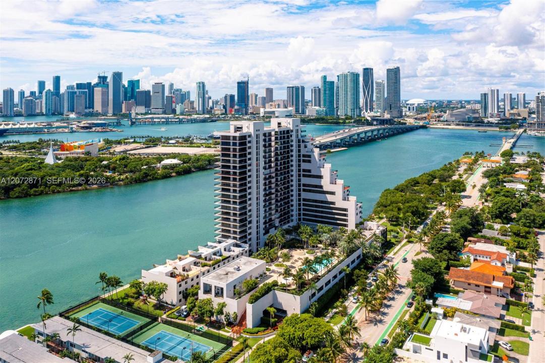 1000 Venetian Way 301/303, Miami, Floride 33139, États-Unis