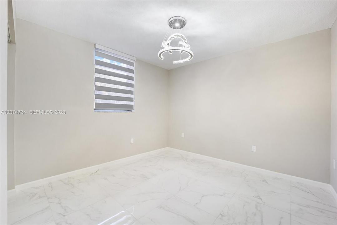 10000 NW 80th Ct 2102, Hialeah Gardens, Floride 33016, États-Unis