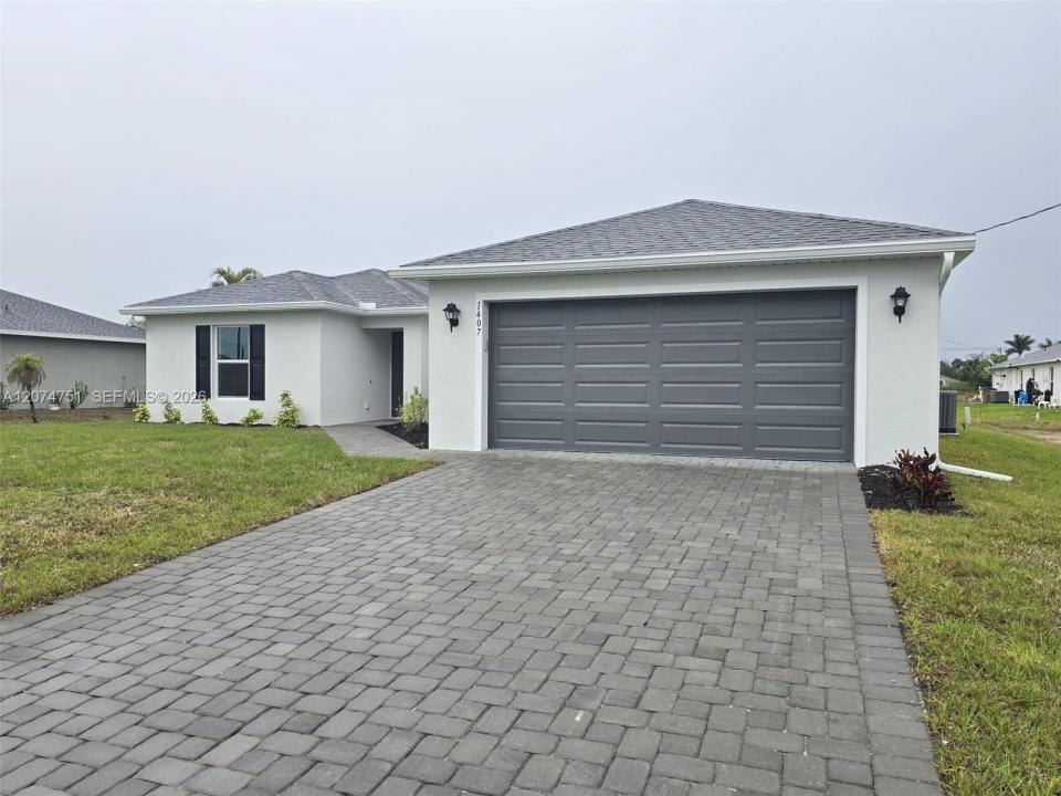 1407 NW 17th Pl, Cape Coral, Florida 33993, USA