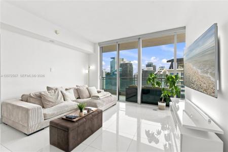92 SW 3rd St 4904, Miami, Florida 33130, USA