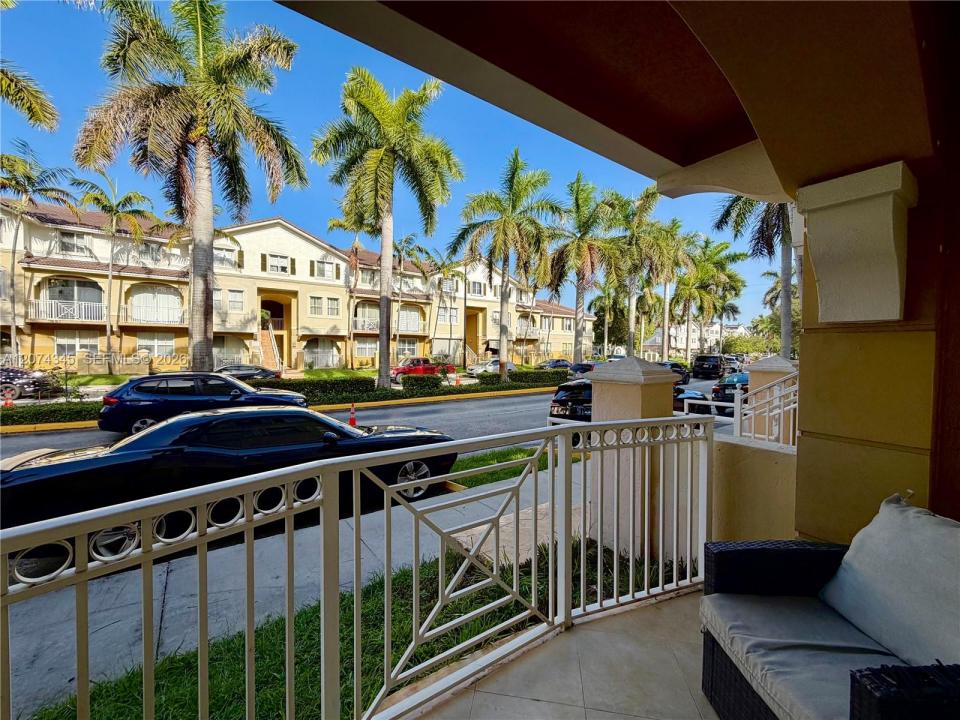 8964 W Flagler St 107, Miami, Floride 33174, États-Unis