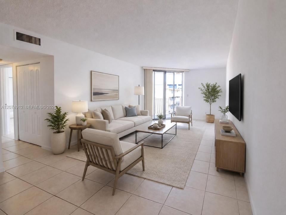 1750 W 46th St 521, Hialeah, Floride 33012, États-Unis