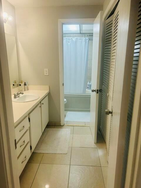 642 NW 13TH Street 0220, Boca Raton, Floride 33486, États-Unis