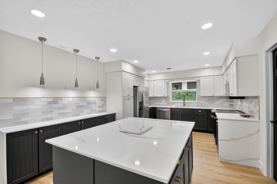 1221 Singer Drive, Singer Island, Florida 33404, USA