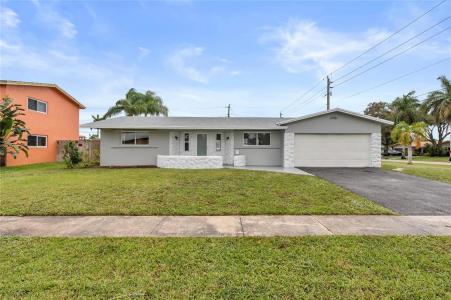 4490 NW 8TH Street, Coconut Creek, Florida 33066
