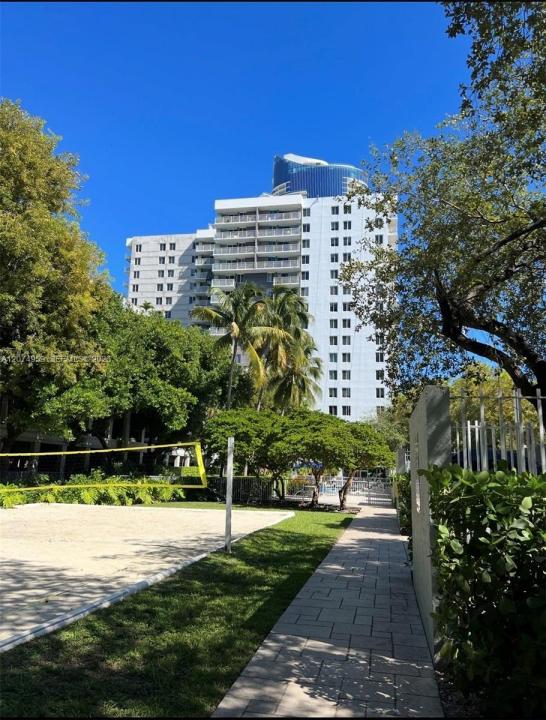 850 N Miami Ave W-506, Miami, Floryda 33136, USA