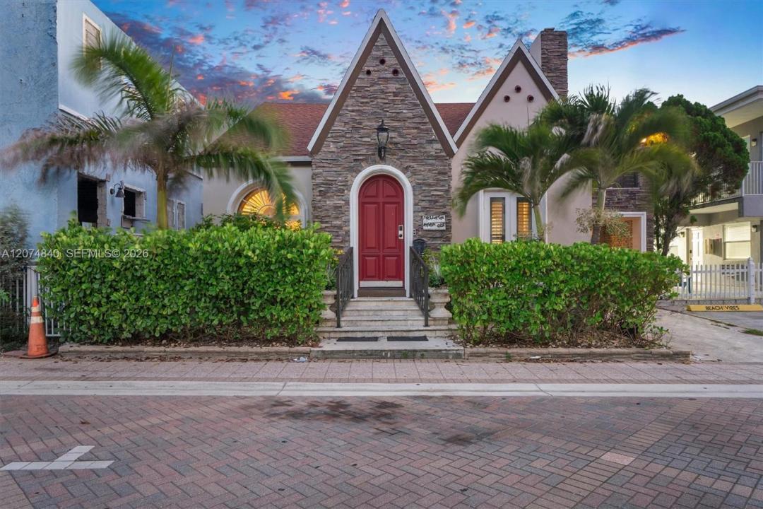 312 Fillmore St, Hollywood, Florida 33019, USA