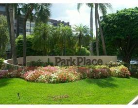 1000 St Charles Place Unit 215, Pembroke Pines, Floride 33026, États-Unis