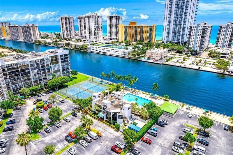 800 Parkview Drive, Hallandale Beach, Floride 33009, États-Unis