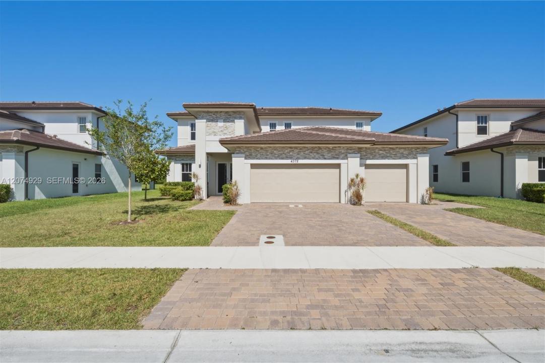 4372 SW 122nd Ter, Davie, Florida 33330, USA